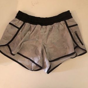 Lululemon tracker shorts 4. Size 10